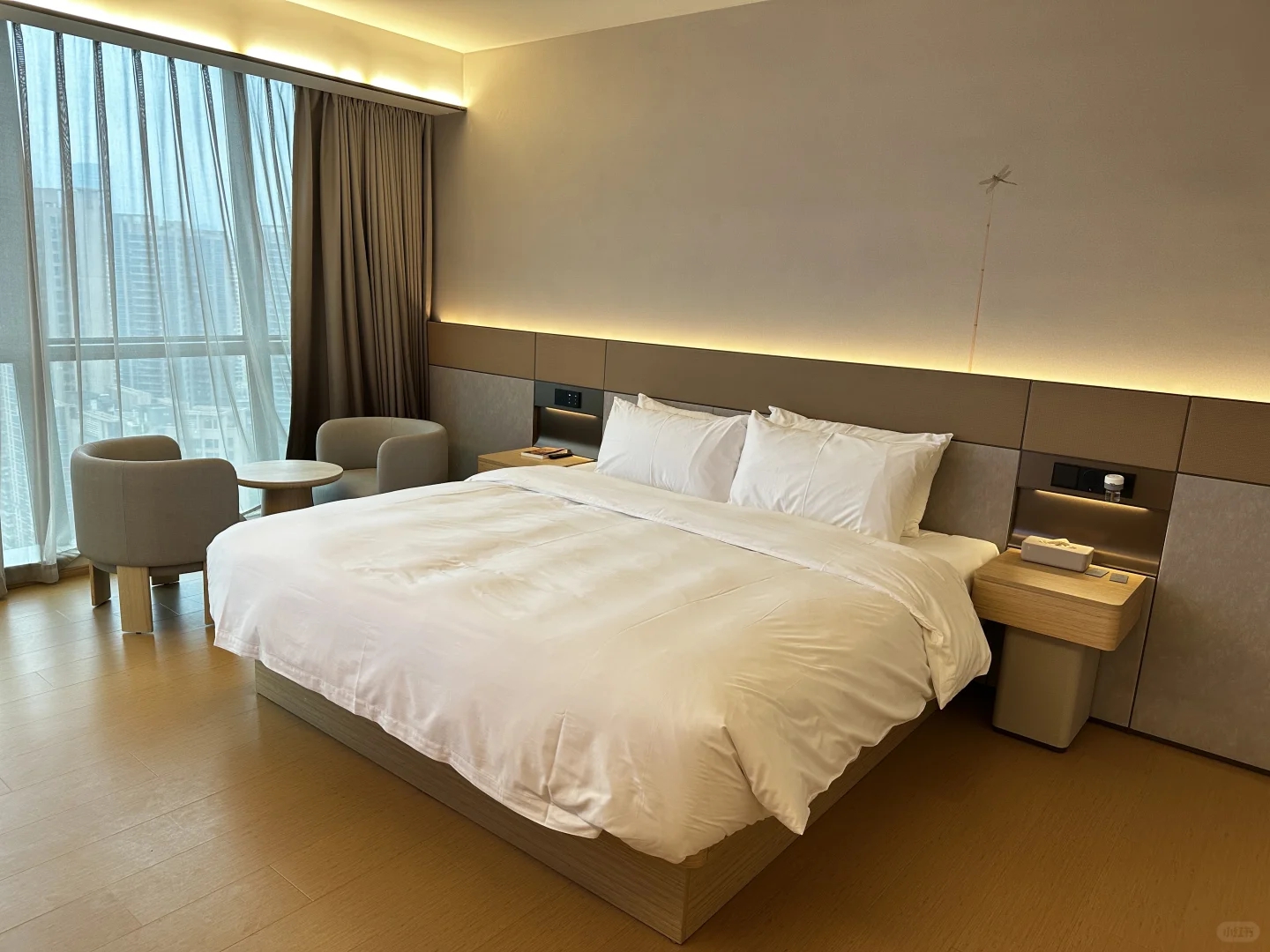 hotel guestroom bed and headboard furniture